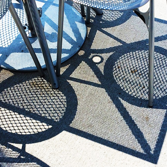 Steak 'n Shake table and chairs no. 2