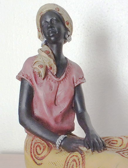 African-woman-statuette