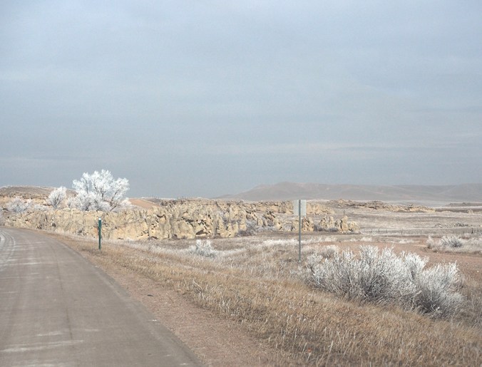Frozen fog on the plains